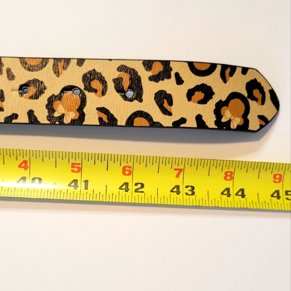 DISNEY Hidden Minnie Belt - Picture 4 of 5